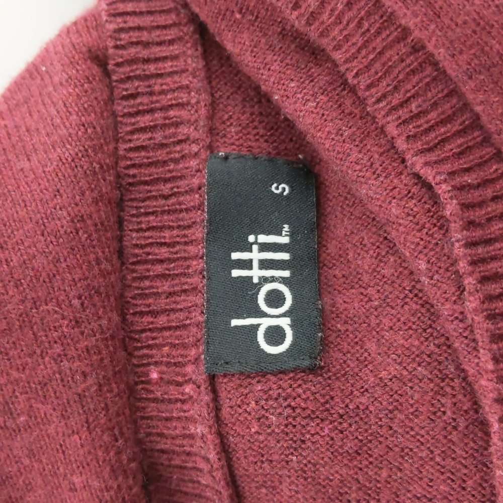 Dotti Women's Top Size Small Maroon 3/4 Sleeve Hi-Low Hem Round Neckline Jumper - Picture 12 of 14